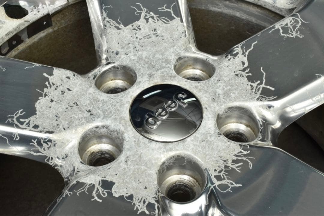 265/60/18 スタッドレスタイヤ　ジープ 18インチ アルミホイールセット