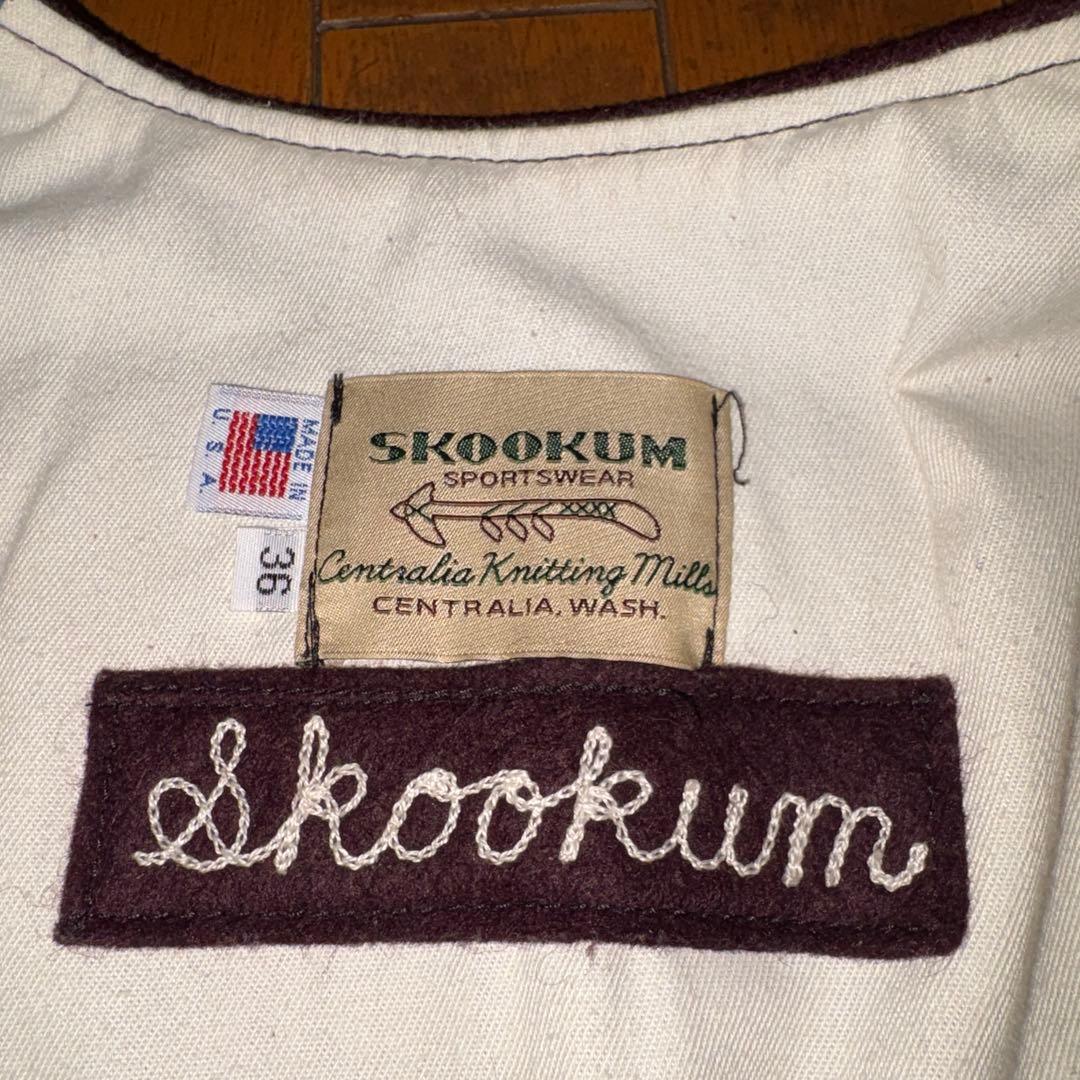 スクーカムのウール混合 スタジャン ワインレッド ネイビー