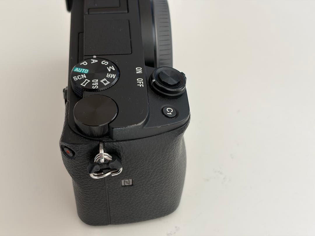 Sony α6400 + Sigma 18-50mmセット