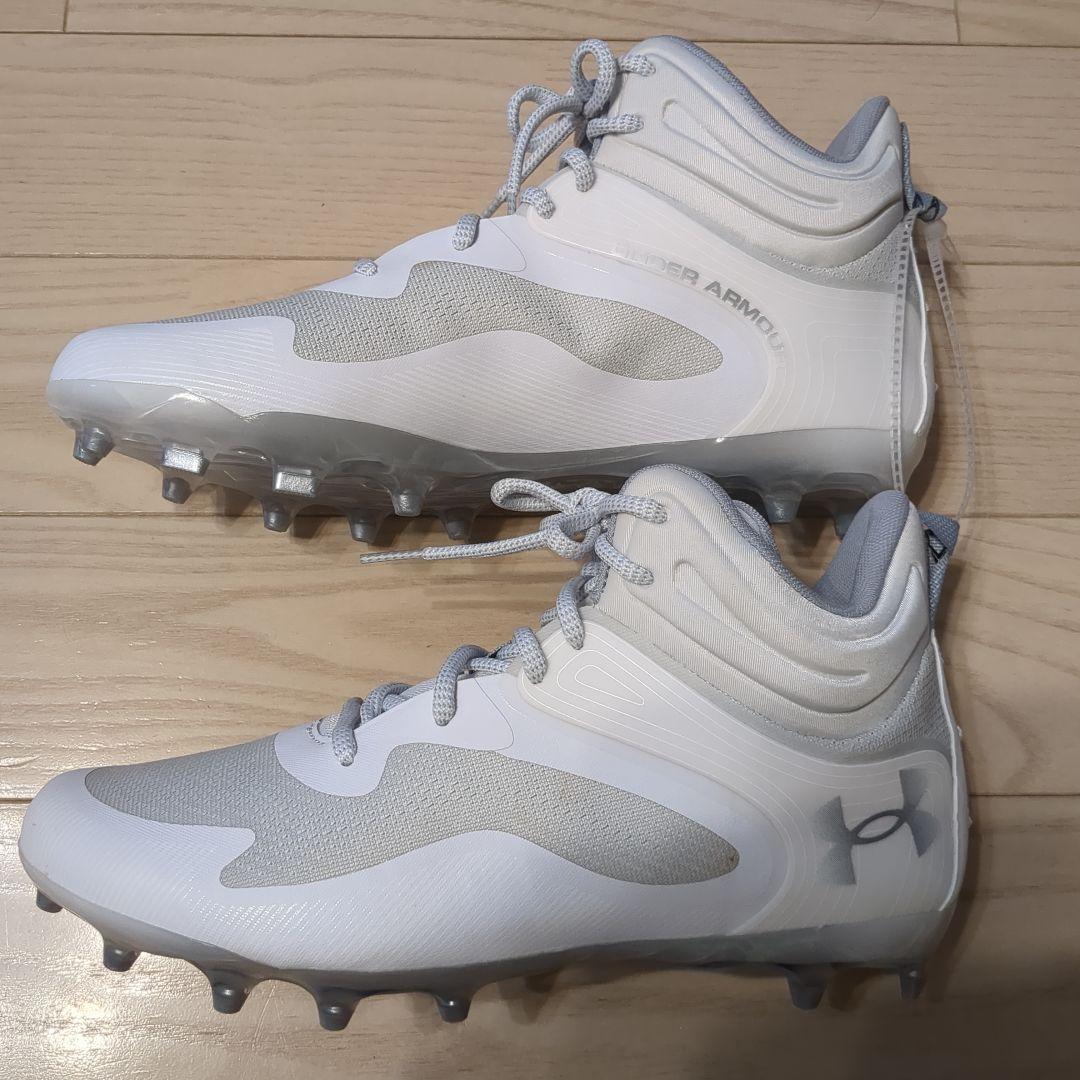 28.5cm　アメフト　スパイク　アンダーアーマー　白