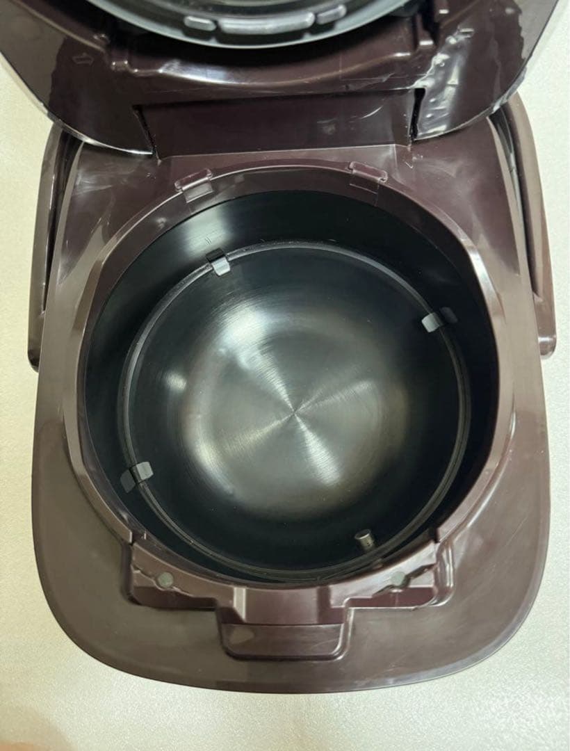 ZOJIRUSHI 象印　圧力IH炊飯器 NW-JB10 ブラウン