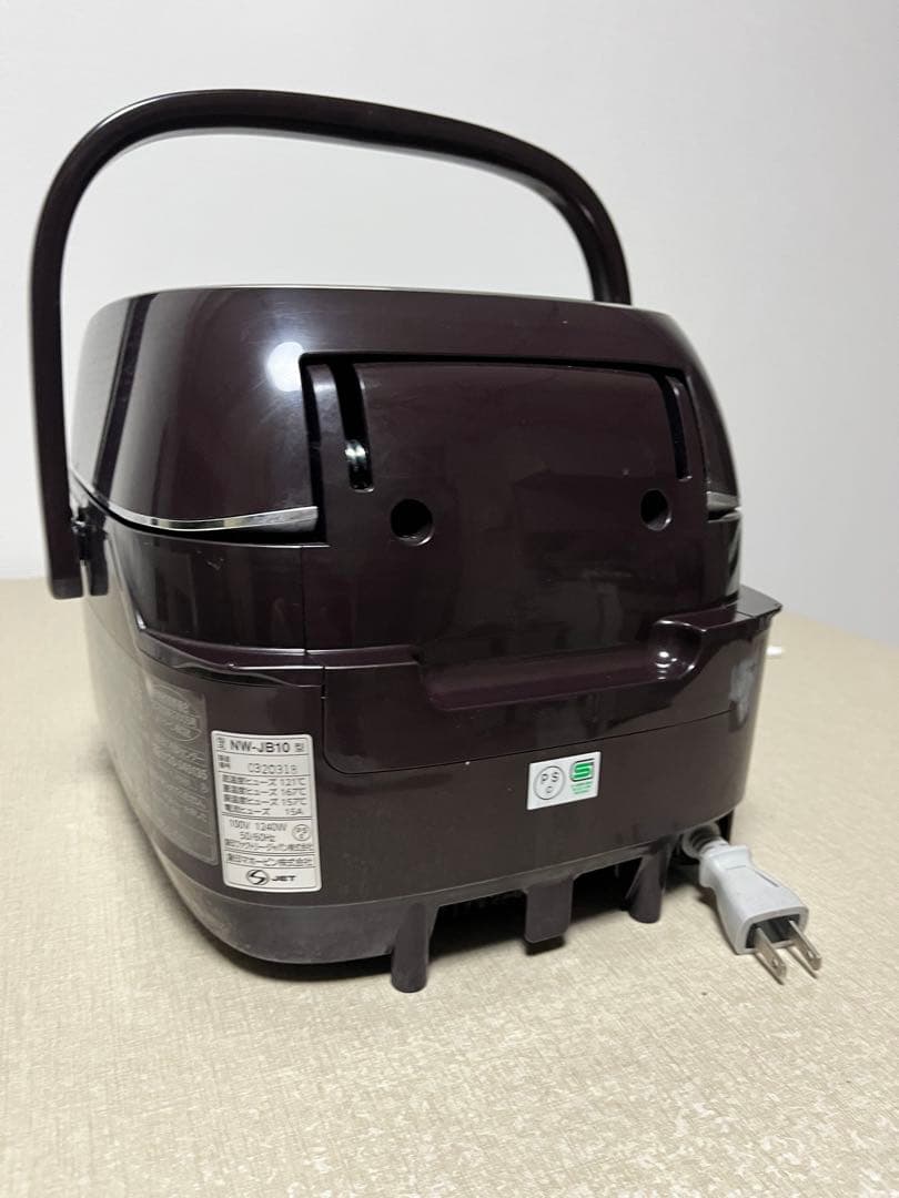 ZOJIRUSHI 象印　圧力IH炊飯器 NW-JB10 ブラウン