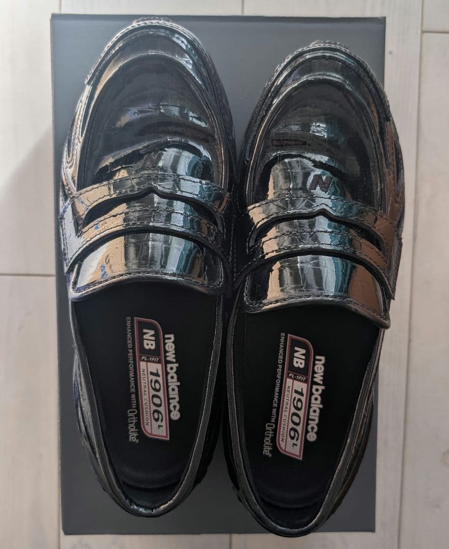 NEW BALANCE 1906L ブラック エナメル 24cm ローファー