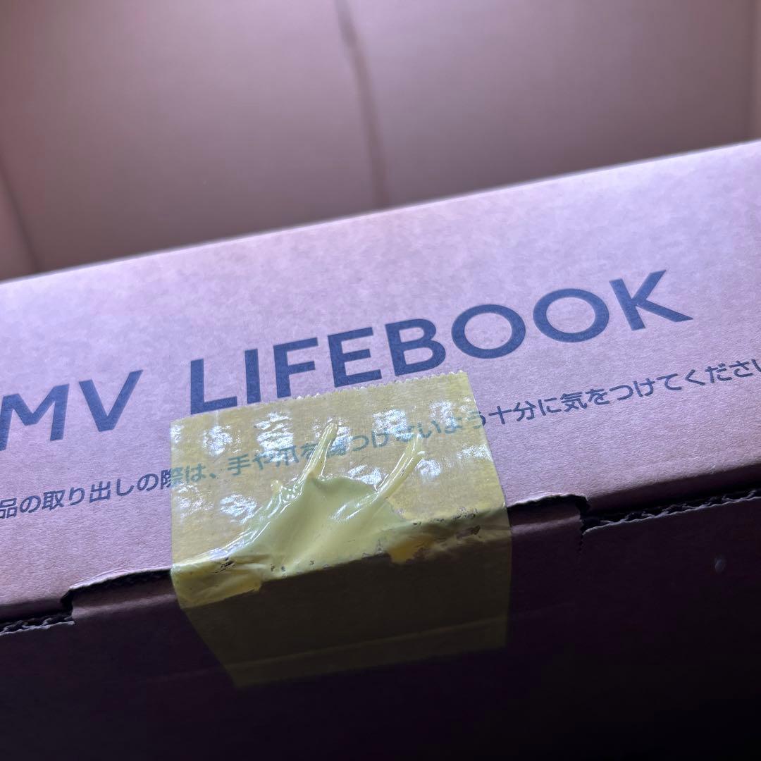 未使用　富士通　FMV LIFEBOOK WA1/J2 FMVWJ2AA52