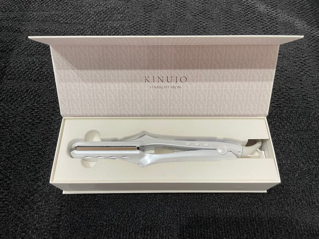 KINUJO 新品未使用　ストレートヘアアイロン LM225