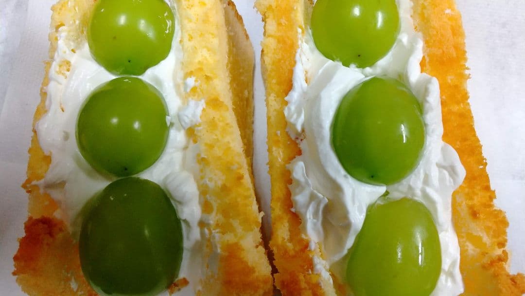 友ページ、ケーキ、パフェ、シフォンケーキ、サンド各種