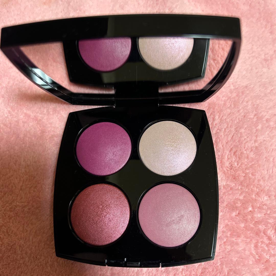 CHANEL【特別限定品】新発売　ルージュヌワールコンフィダンス　アイシャドウ