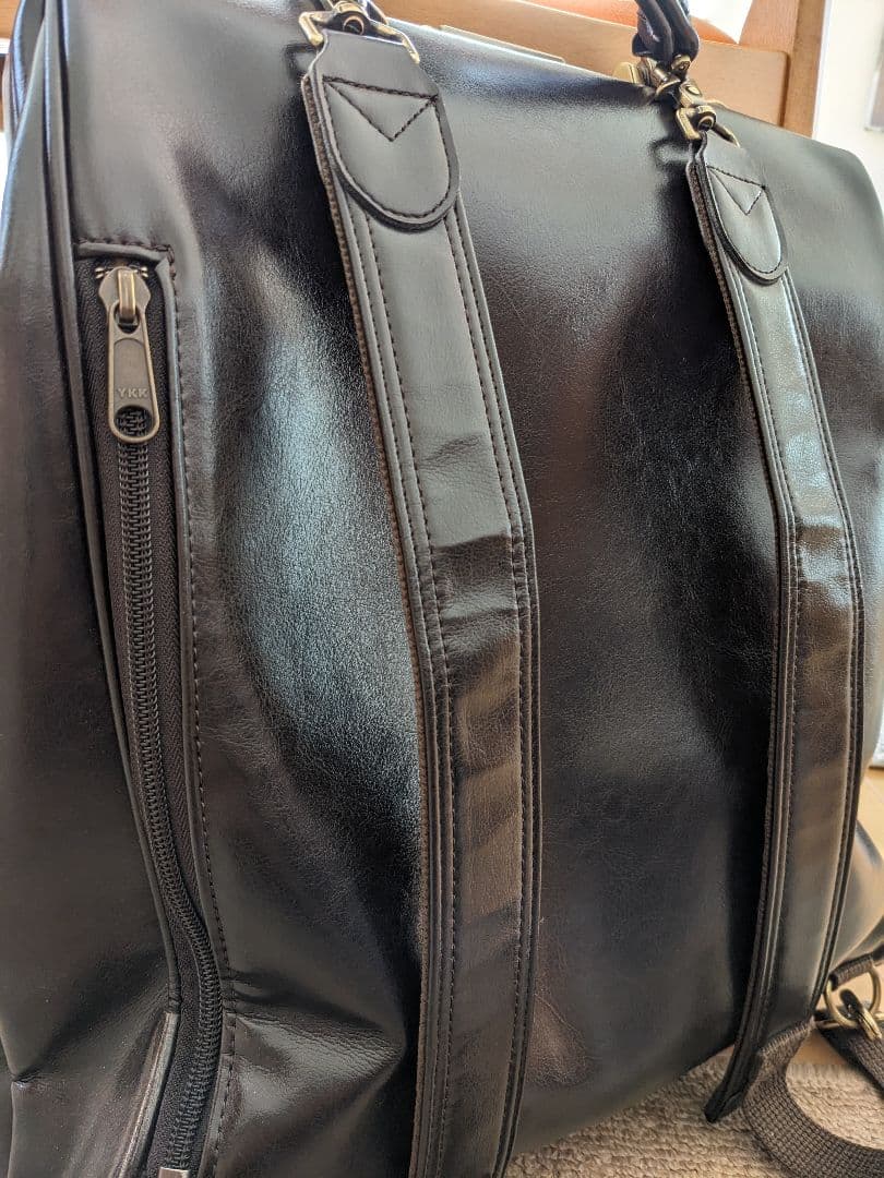 限定デザイン！ YOUTA ダレスバッグ Mサイズ チョコ（ブラウン）