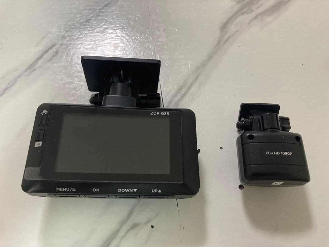 おんちゃん　コムテック　ドライブレコーダー　ZDR 035　前後2カメラ
