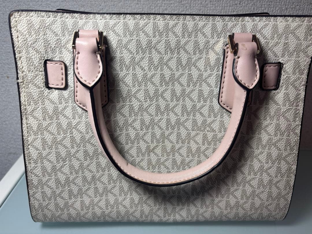 ね*す様 【値下げ】Michael Kors ハンドバッグ
