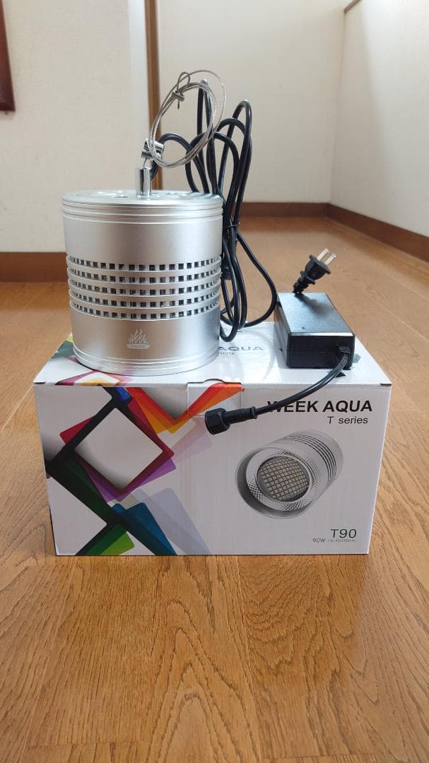 WEEK AQUA T90 PRO シルバー