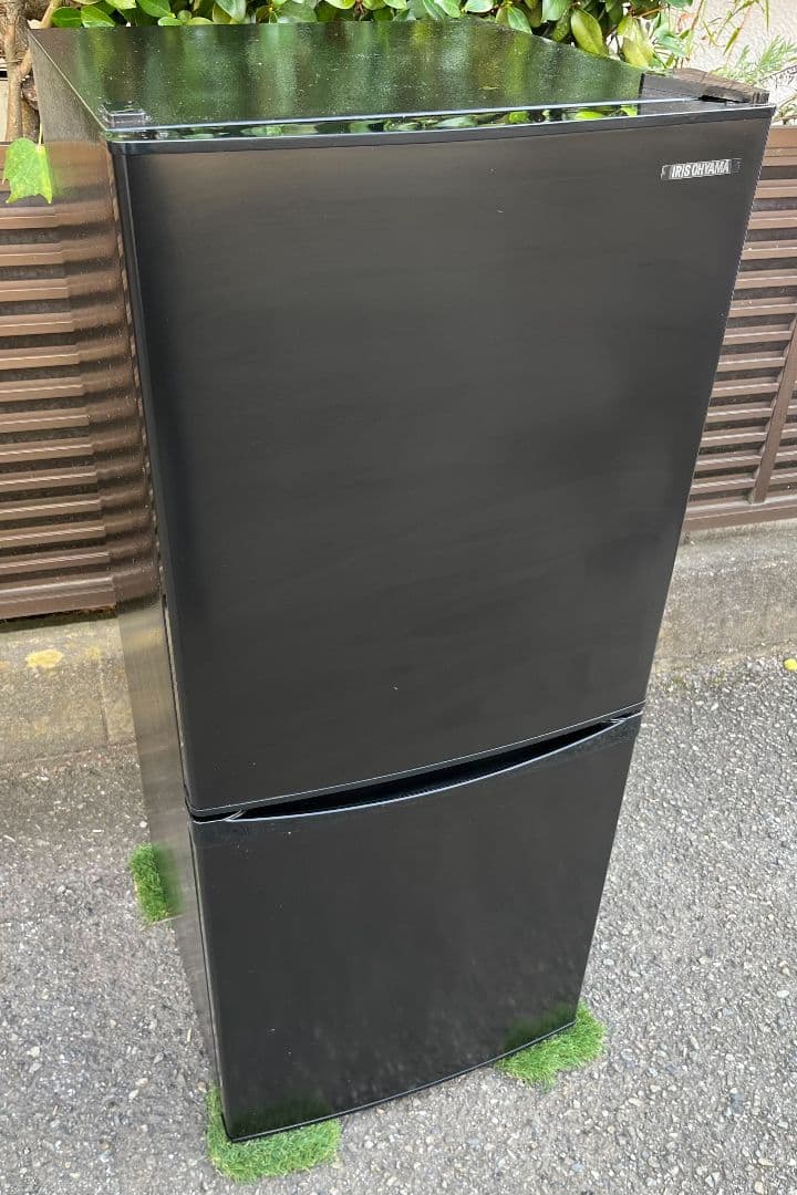 特価アイリスオーヤマ冷凍冷蔵庫　142L温度調節6段階　2023年製