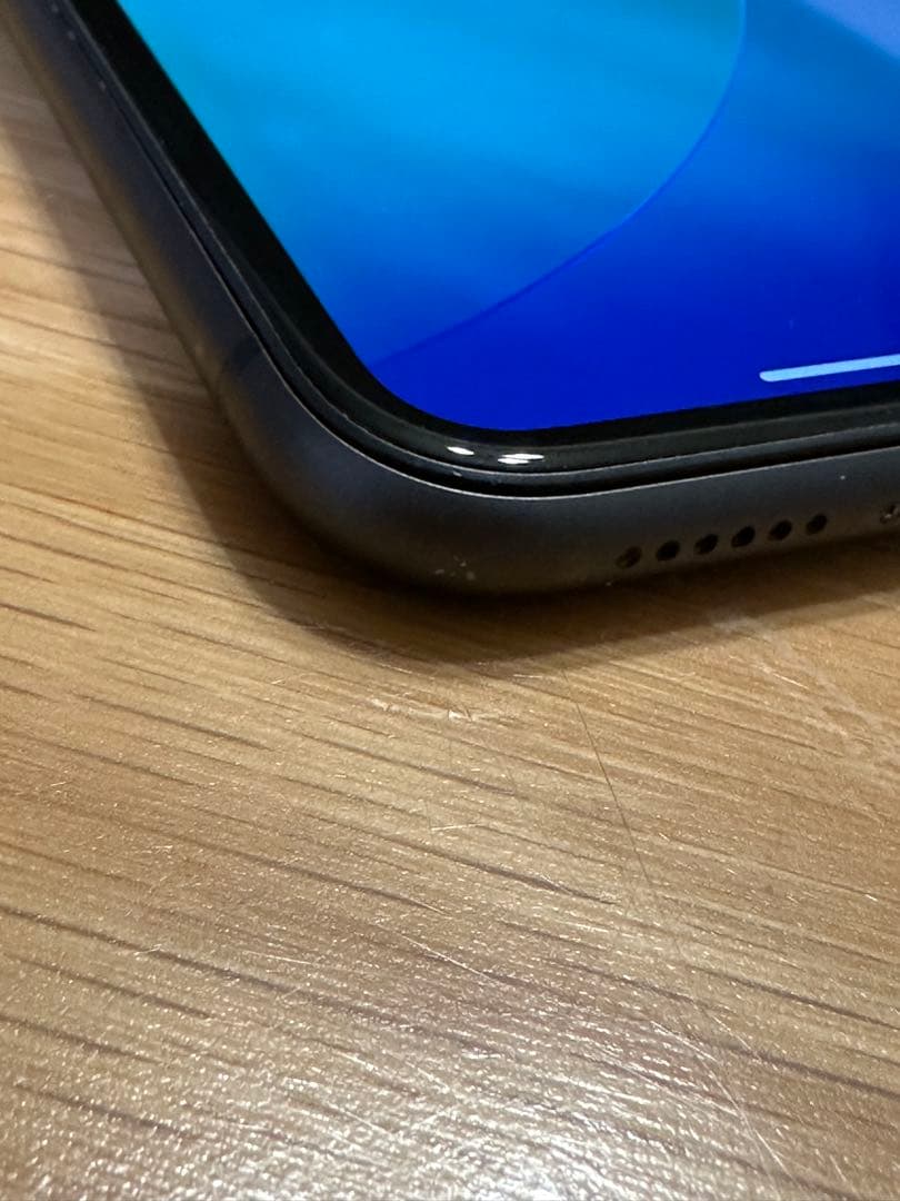 Apple iPhone 11 スペースグレー 本体　64GB