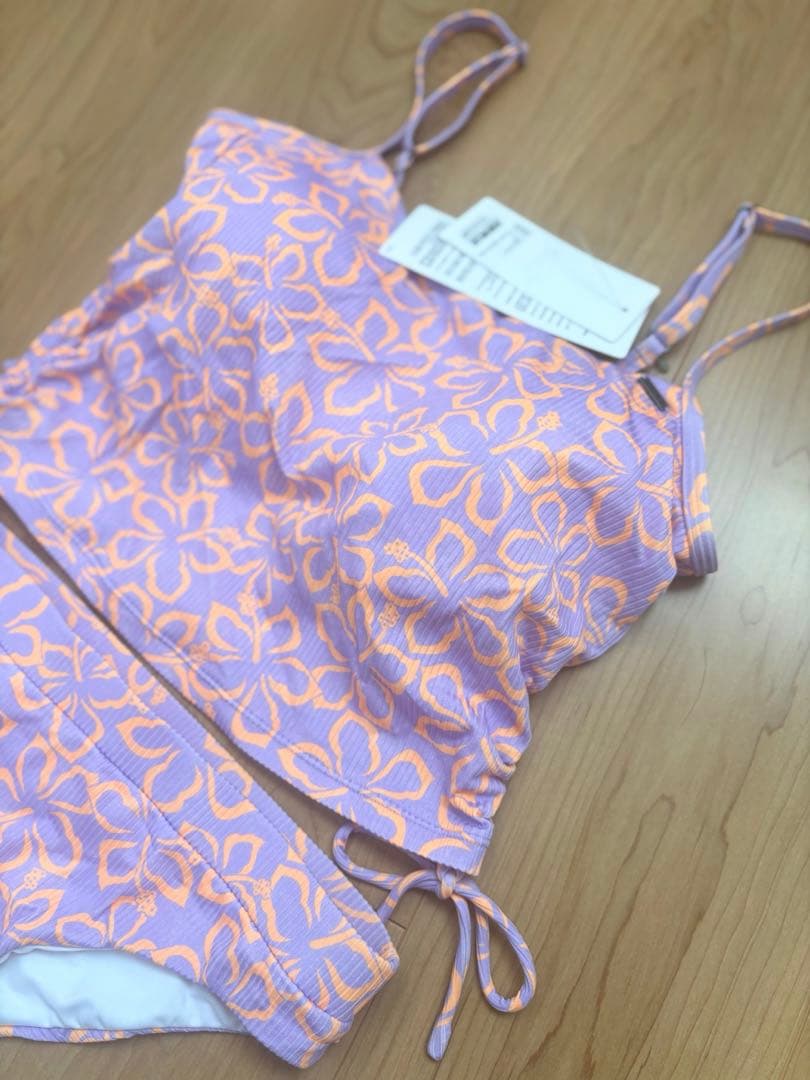 【新品タグ付】Roxyロキシー ビキニ 上下セットトロピカルフラワー柄