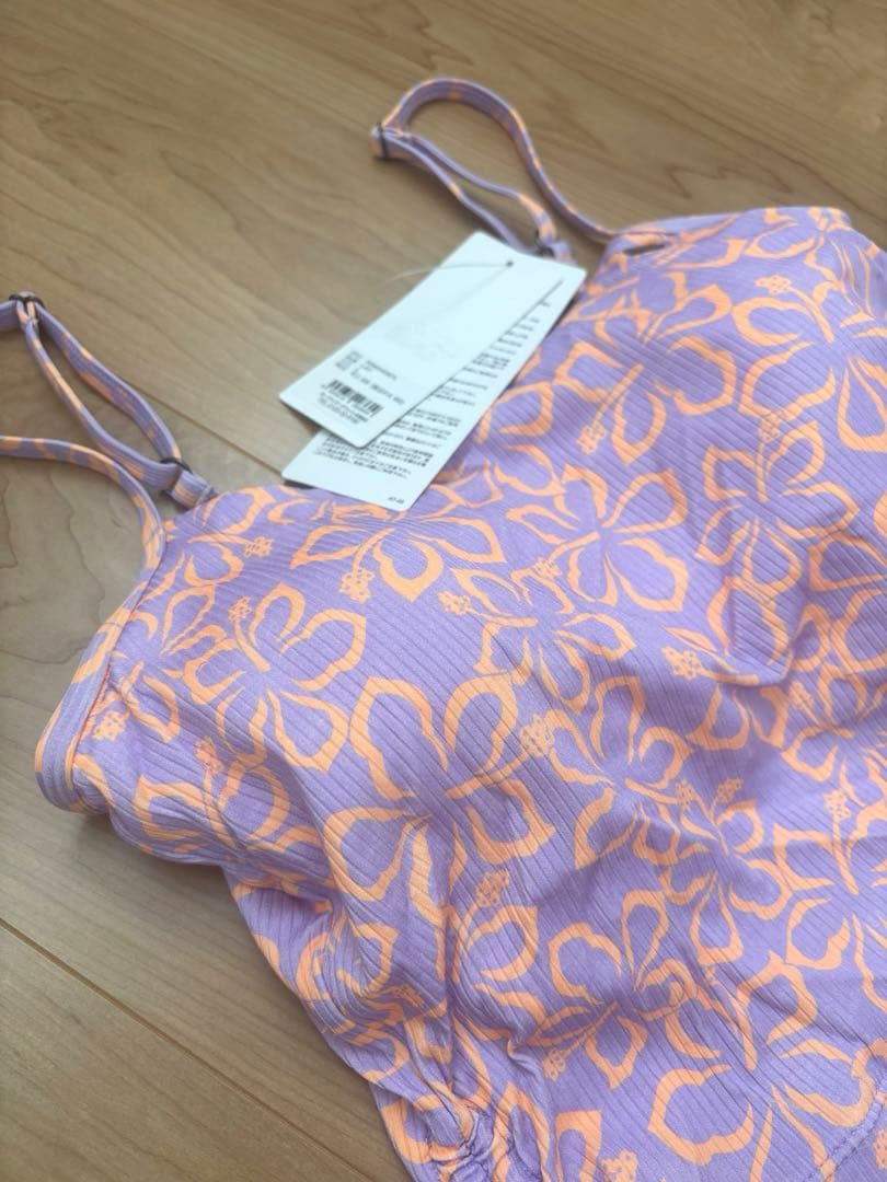 【新品タグ付】Roxyロキシー ビキニ 上下セットトロピカルフラワー柄