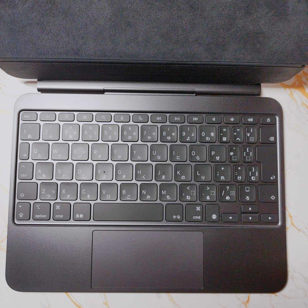 美品Magic Keyboards iPad Pro 11インチM4/M5用