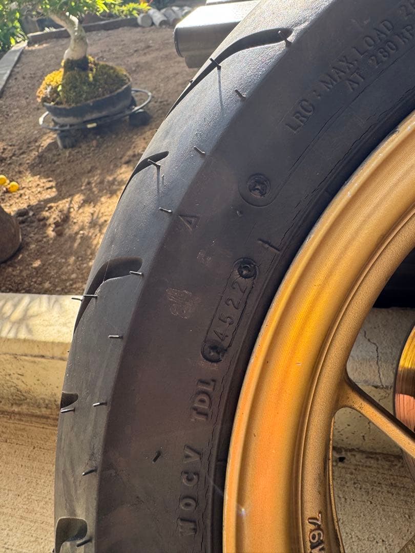 グロム　まとめ買い　GROM フロント、リヤホイールセット　コイネリ様用