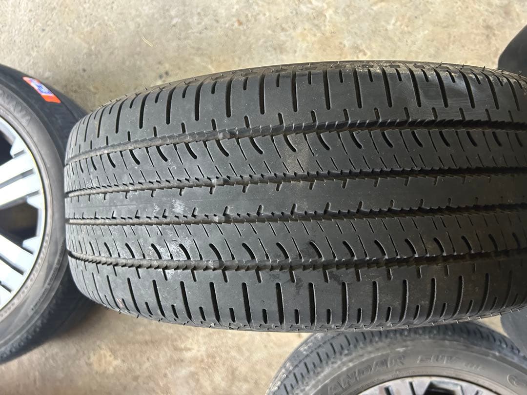 極悪協和　ページ　デリカD5 純正ホイール　18インチ　ナット付き　三菱