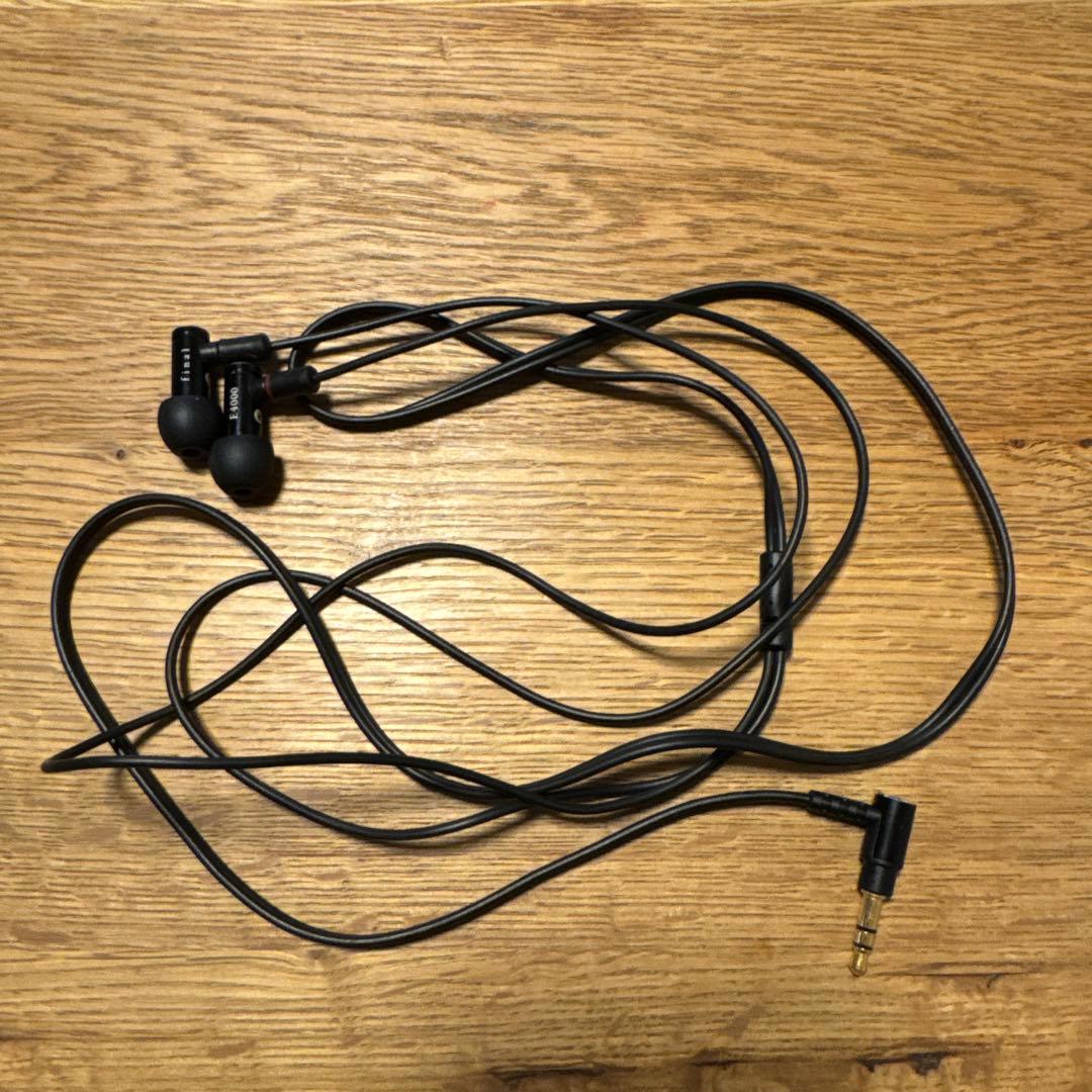 final カナル型有線イヤホン　E4000 ファイナル