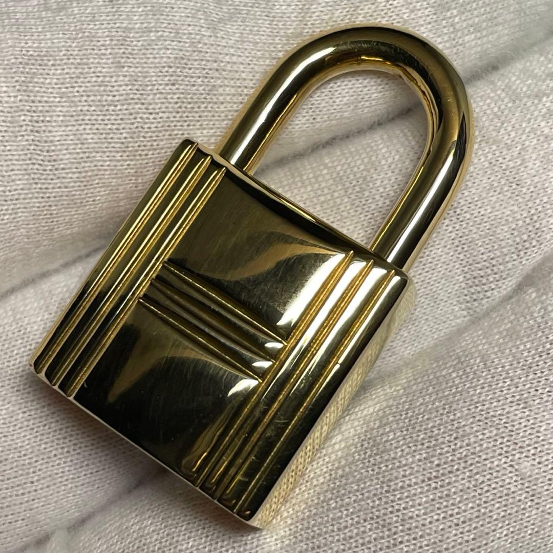 【美品】エルメス K24ゴールドメッキ パドロック リペア品 100番114-2