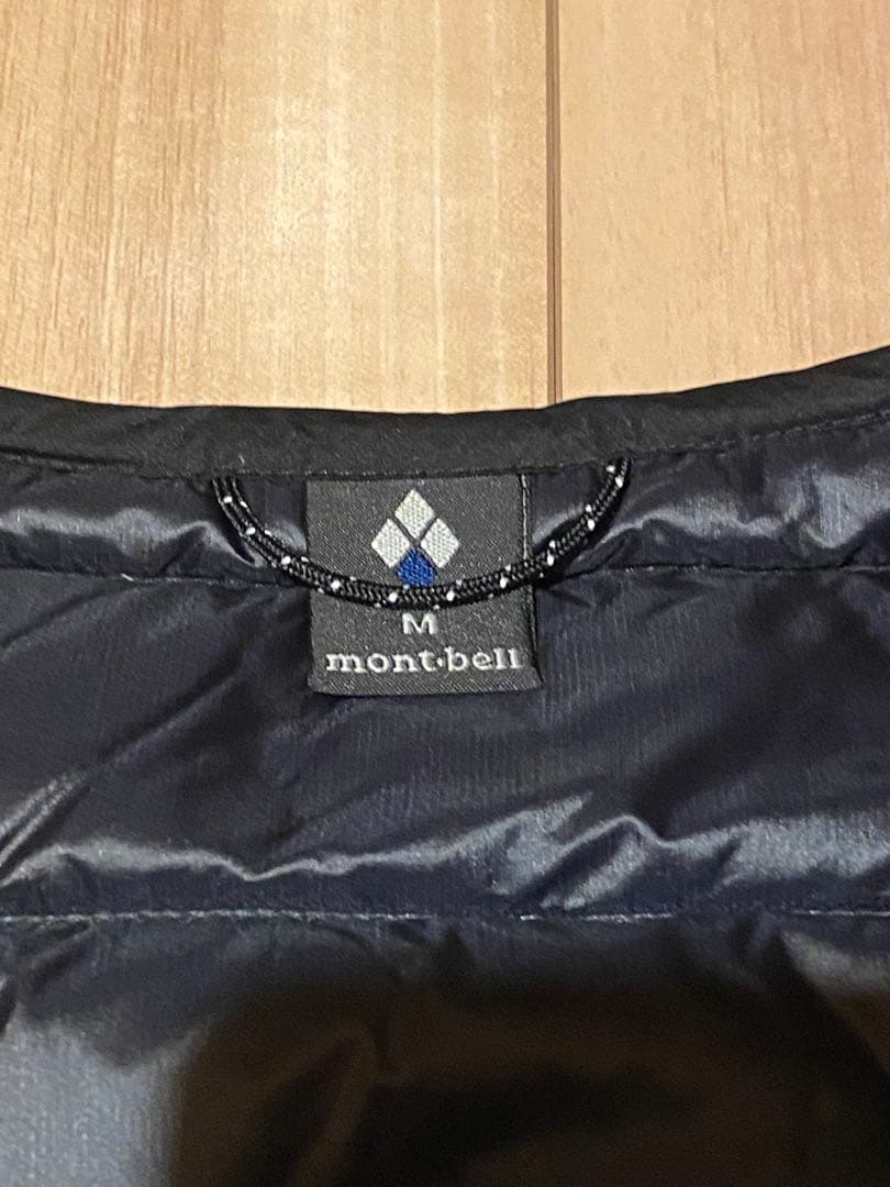 モンベル montbell　Mサイズ　スペリオ ダウン Vネック ベスト