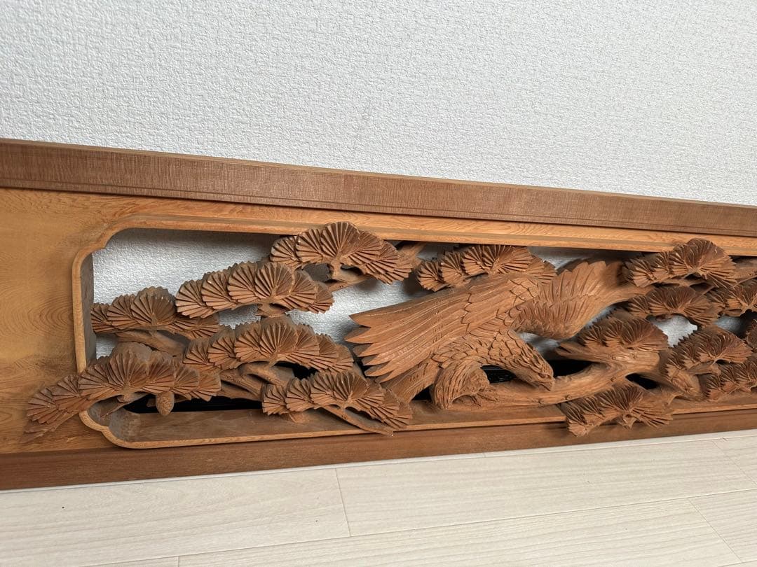 富山 欄間 彫刻 縁起物 松 鷹 松ぼっくり 重厚 堅牢 二枚一組 ※i4※