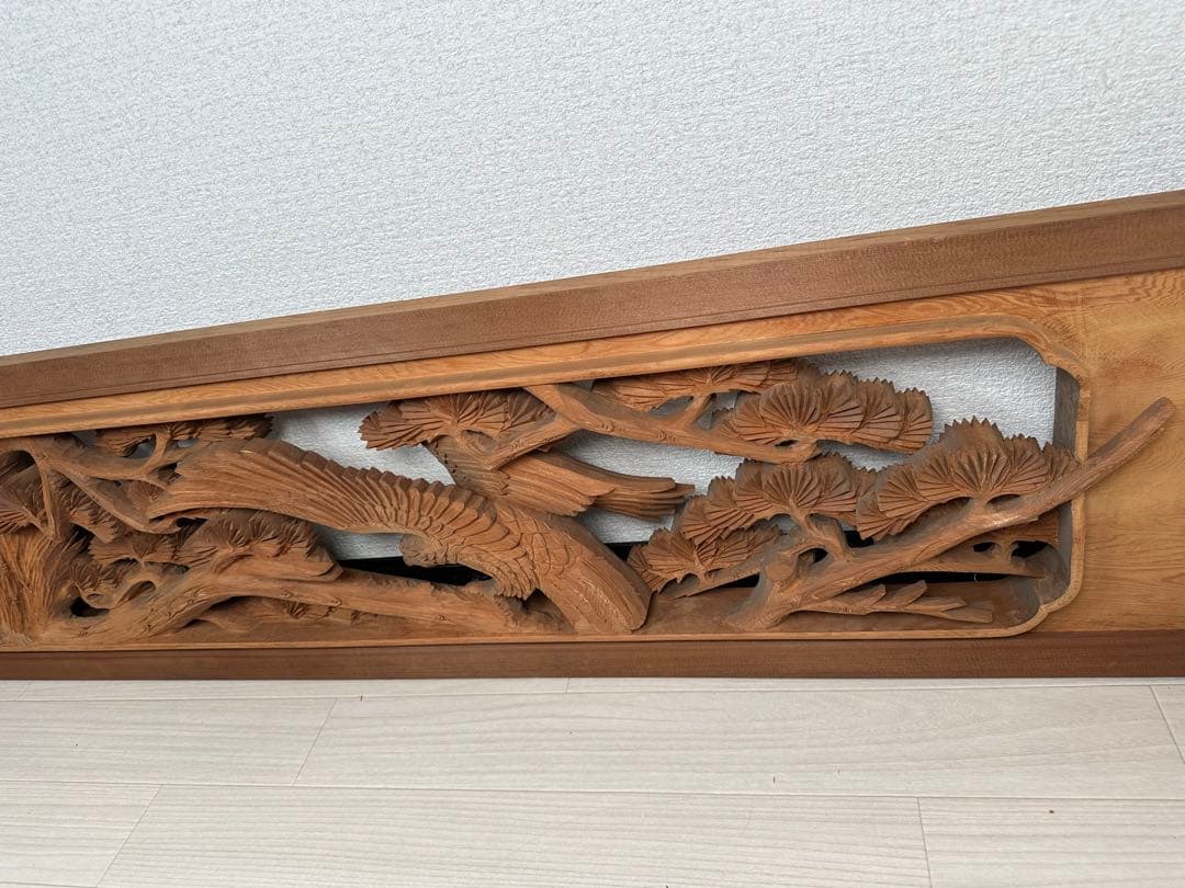 富山 欄間 彫刻 縁起物 松 鷹 松ぼっくり 重厚 堅牢 二枚一組 ※i4※
