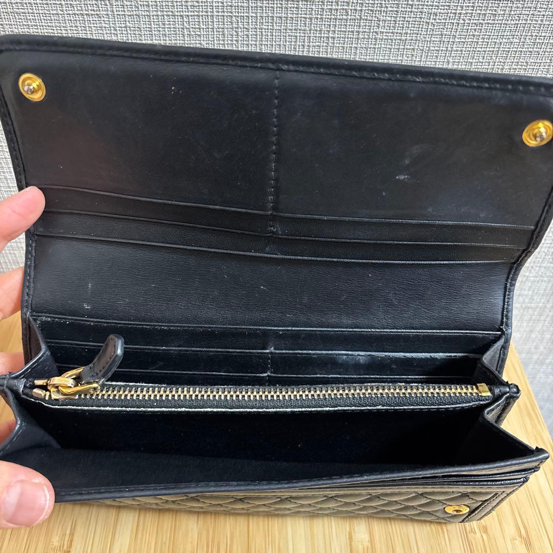 PRADA キルティング ブラック長財布