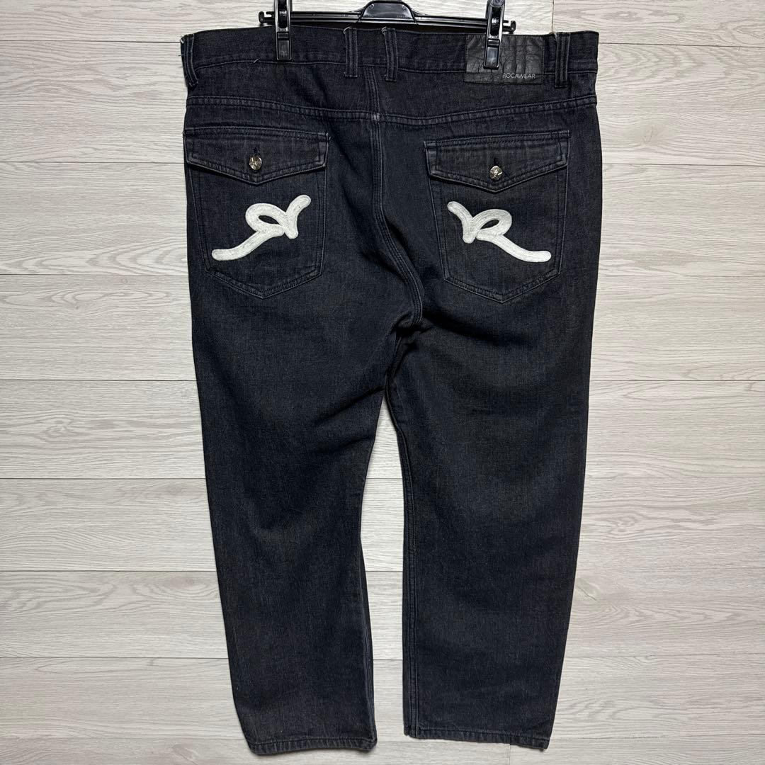 00s ROCA WEAR 先染め ブラックデニム 刺繍 W44 極太 バギー