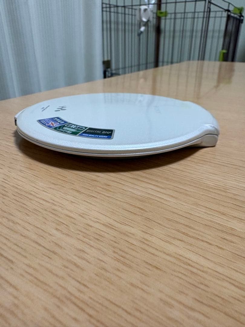 SONY ソニー CDウォークマン D-NE20 2007年製 ホワイト