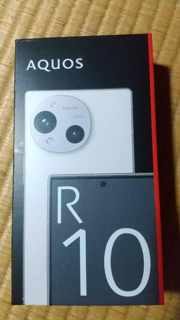 シャープ　AQUOS R10　6.5インチ　SH-M31B-W　512GB