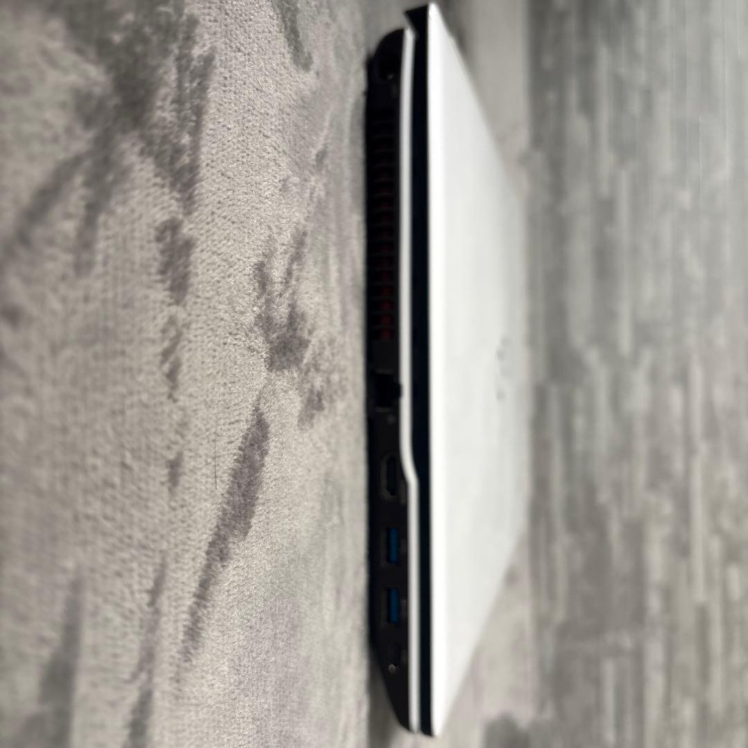 富士通 Lifebook FMVA480HW 2024 15.6インチ