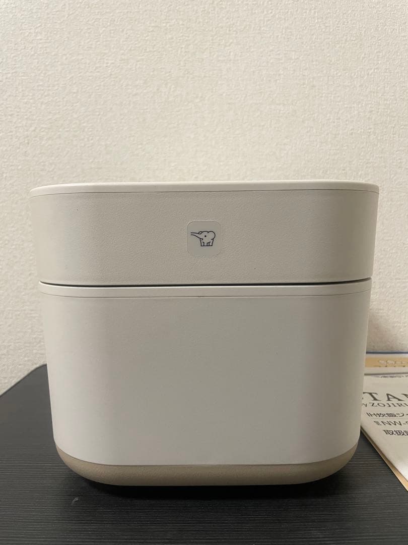 【美品】IH炊飯ジャー 炊飯器 象印 STAN NW-SA10-WH