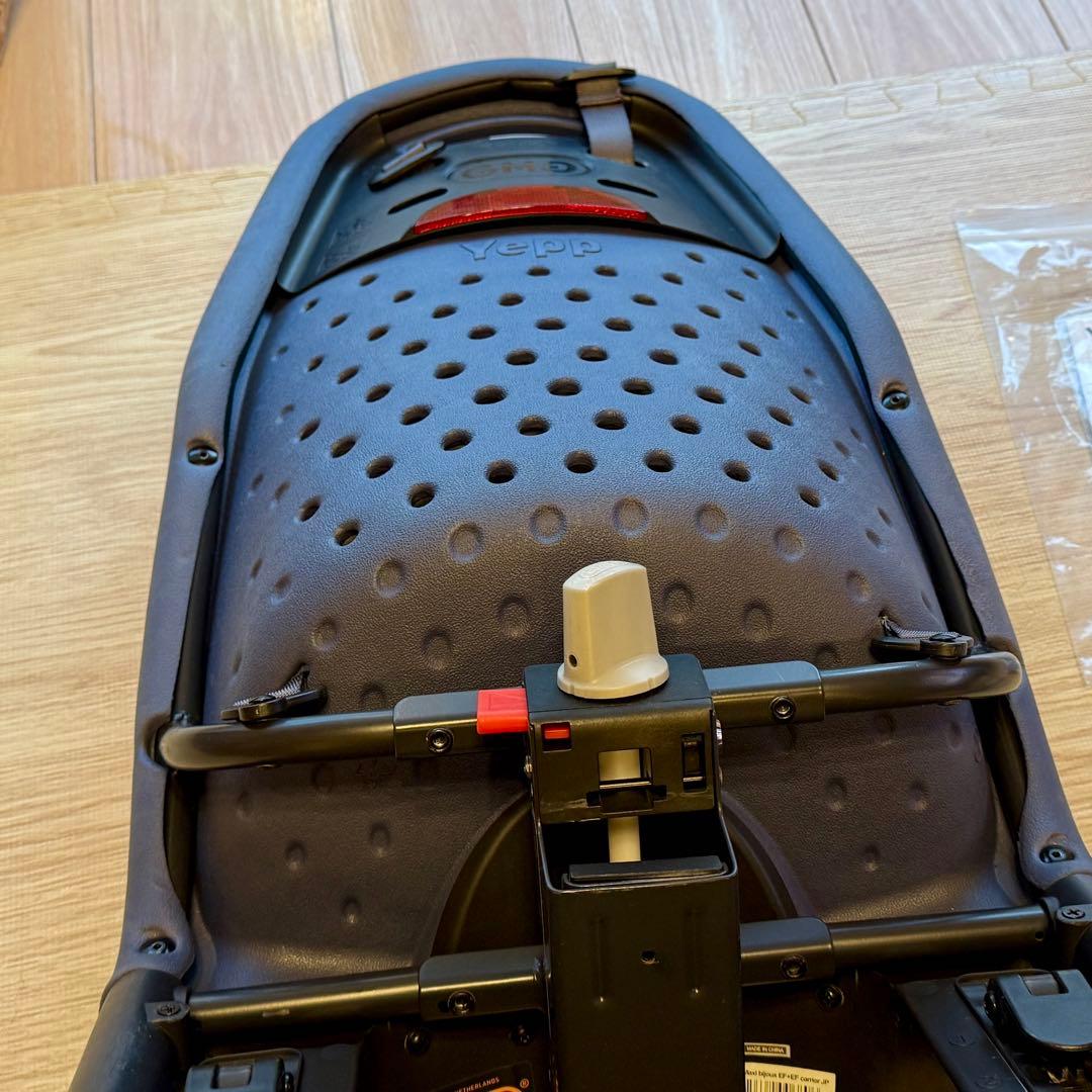 マ*ト様 Yepp Maxi Easyfit（イエップ)取付アダプター付マニュア