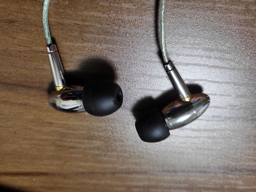 有線イヤホン final x astell&kern akr02