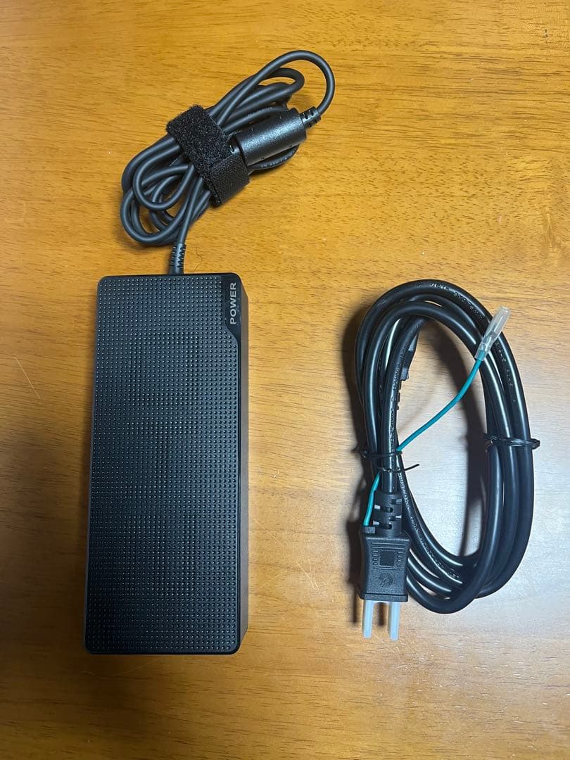 【美品】INNOCN 27M2V 4K モニター ゲーミングモニター