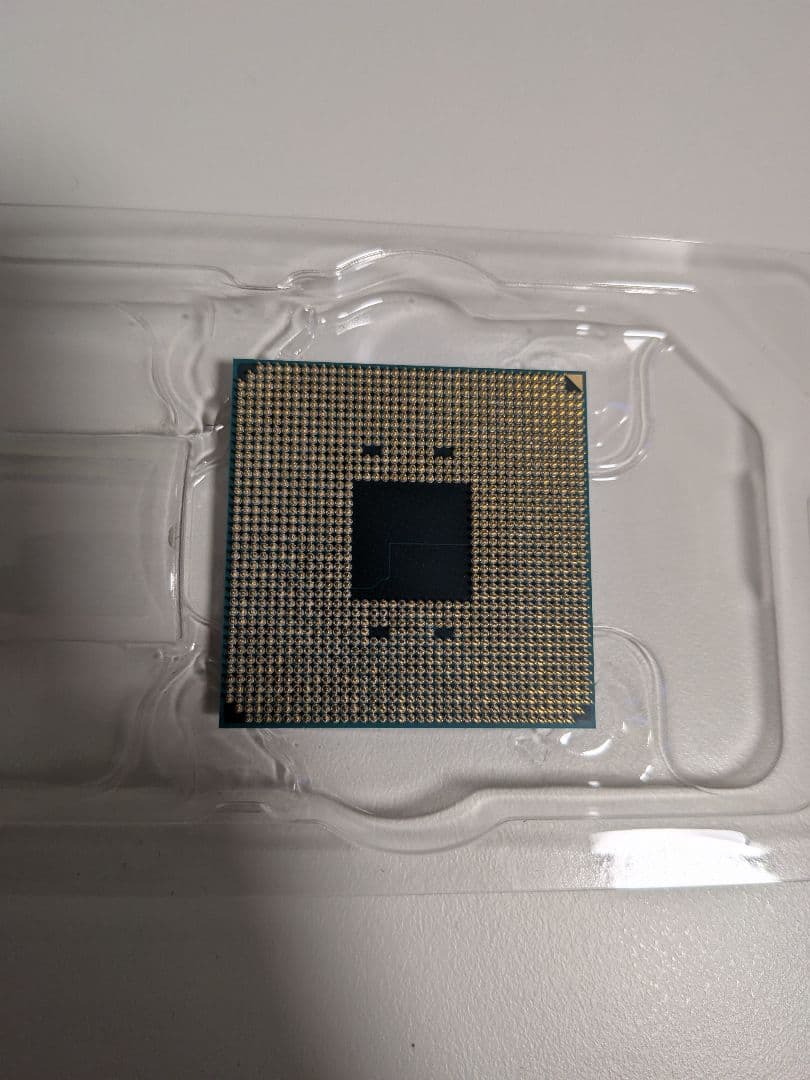 AMD Ryzen 5 5500（美品・8ヶ月使用・外箱あり）６