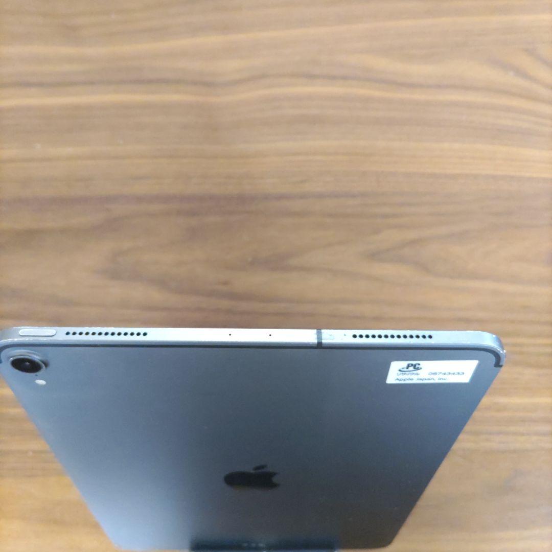 os最新18.6.2 iPad Pro 11インチ Cellular 64GB