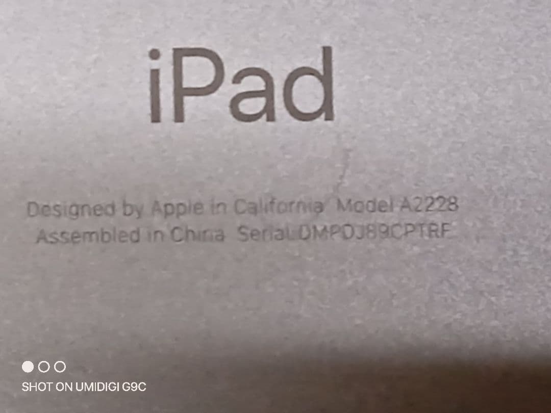 Apple iPadPro第2世代11インチ美品256GBスペースグレA2228