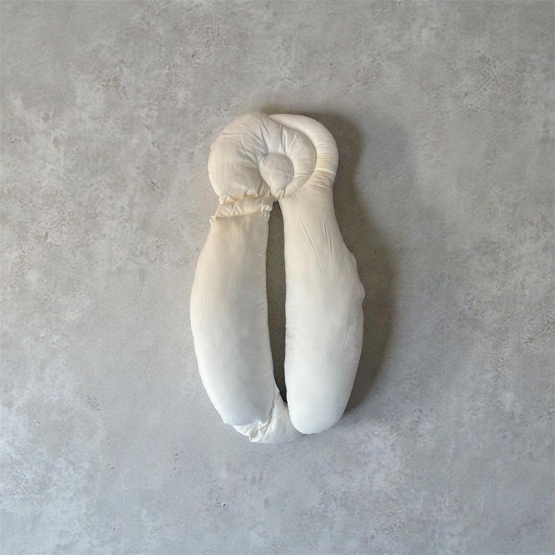 ユーニースリープ 安眠クッション +枕（未使用）＋カバー２枚＋説明書＋収納袋