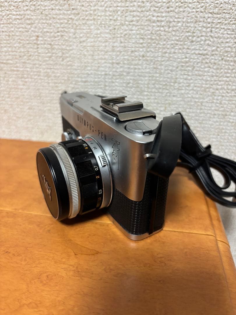 フィルムカメラ Olympus PEN-F