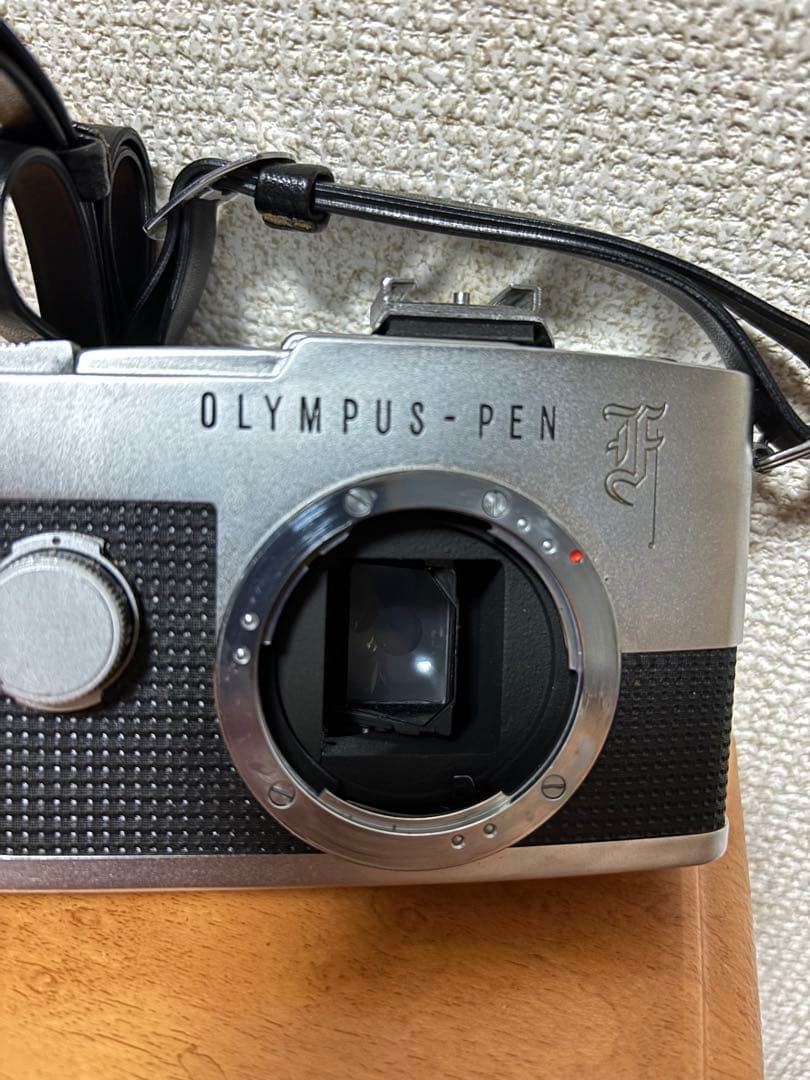 フィルムカメラ Olympus PEN-F
