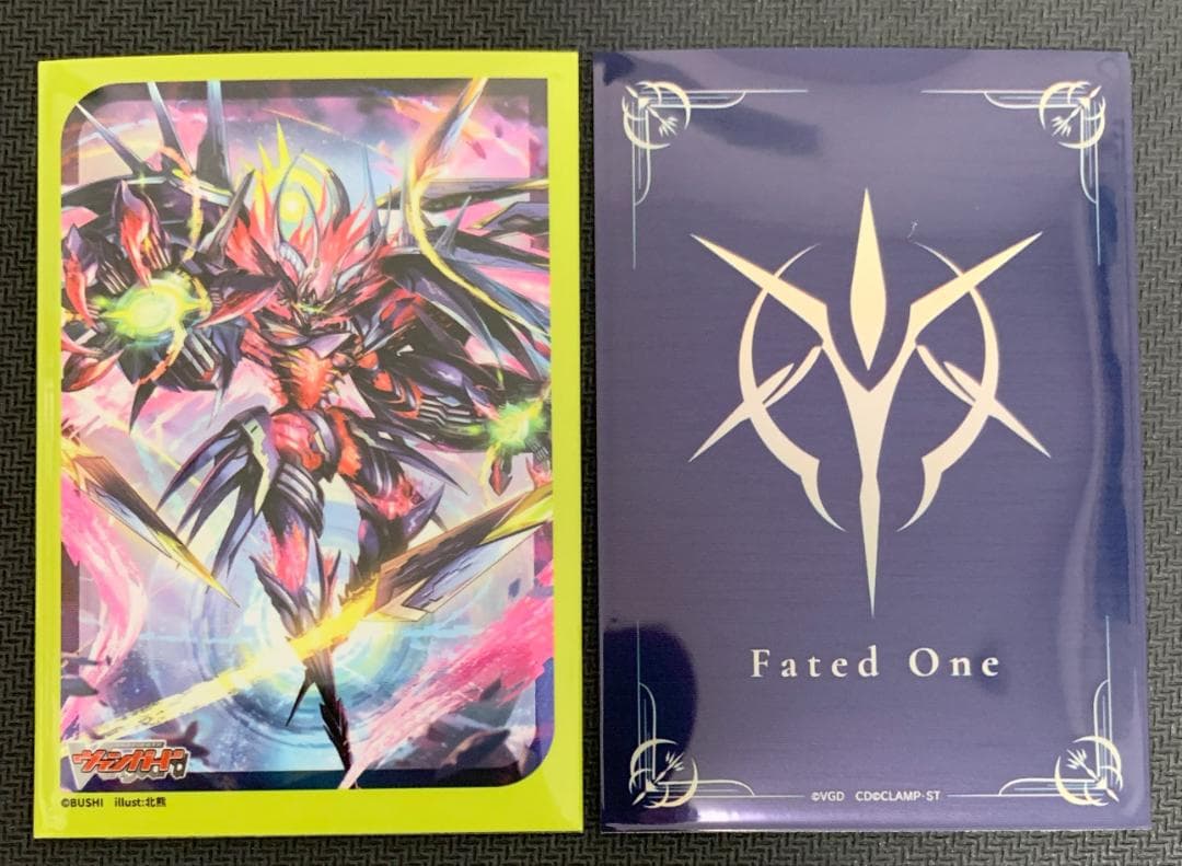 【特価】ヴァンガード 月の門番 ヴェイズルーグ デッキ 【専用柄スリーブ付】