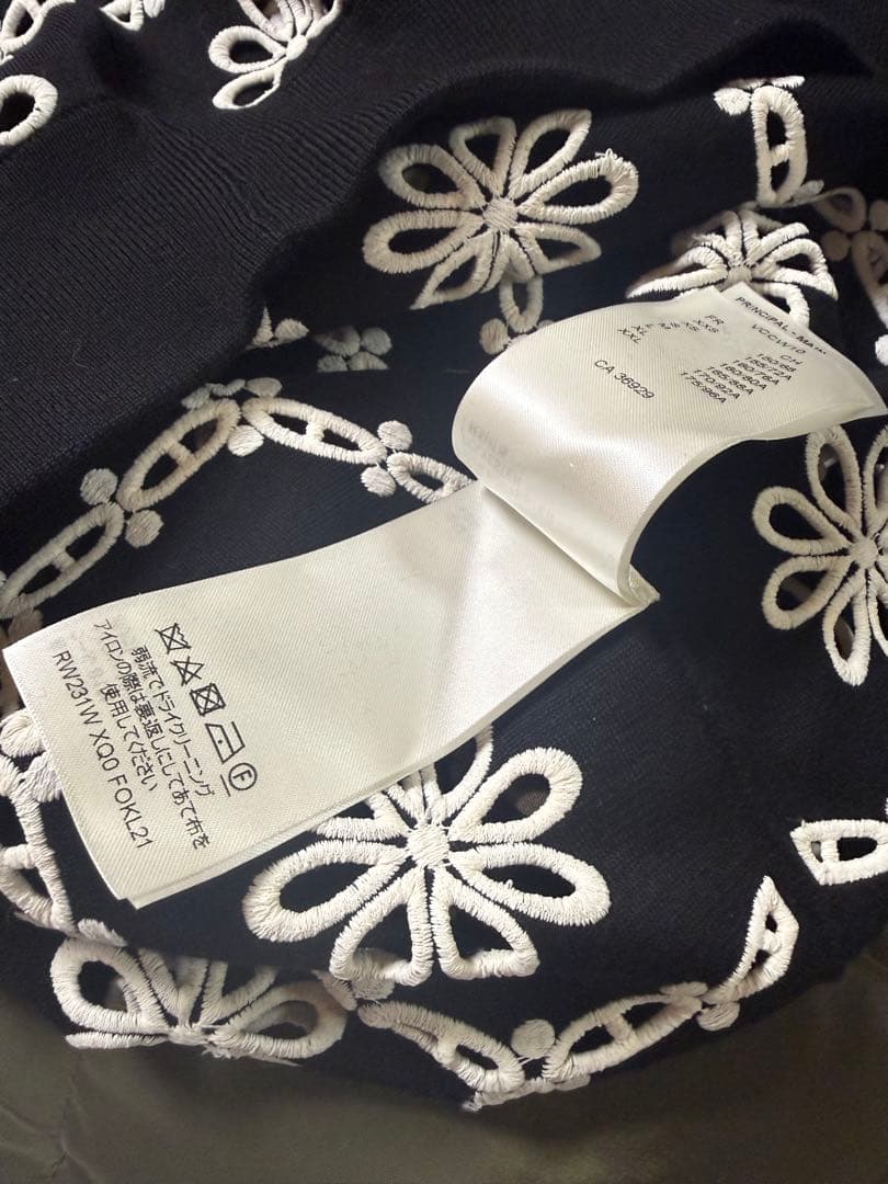 ルィヴィトン　ニット