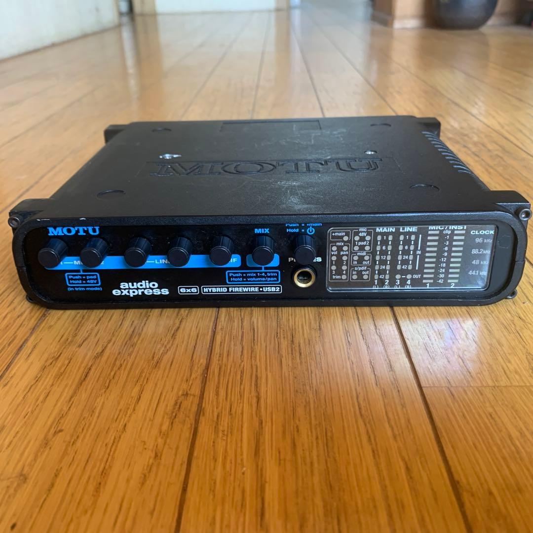 DTM・DAW MOTU audio express 6in 6out