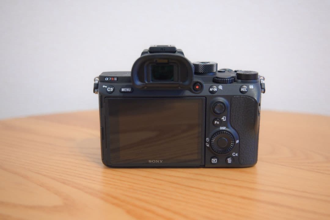 SONY a7R III ILCE-7RM3　ボディ　縦グリップ　バッテリー