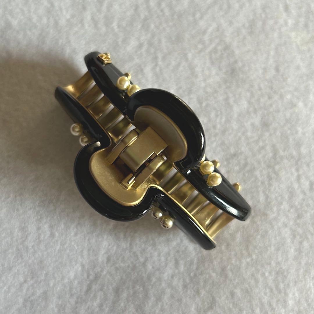 【訂正あり】ALEXANDRE DE PARIS パール付きヘアクリップ