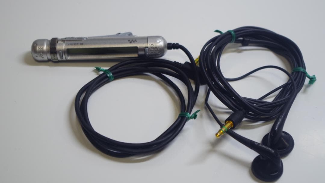 A4214 SONYリモコン RM-MC55ELK/イヤホン MDR-E0931