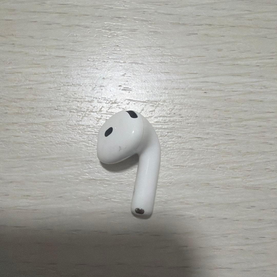 AirPods4 （ANC搭載）ケース+右耳