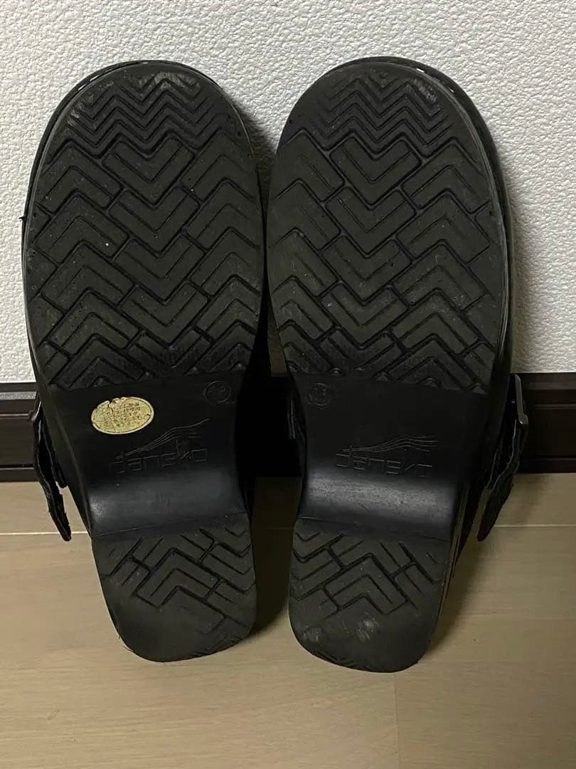 ダンスコ　本革オイルドレザー　クロッグ　サボスリッポンサンダル　黒　36